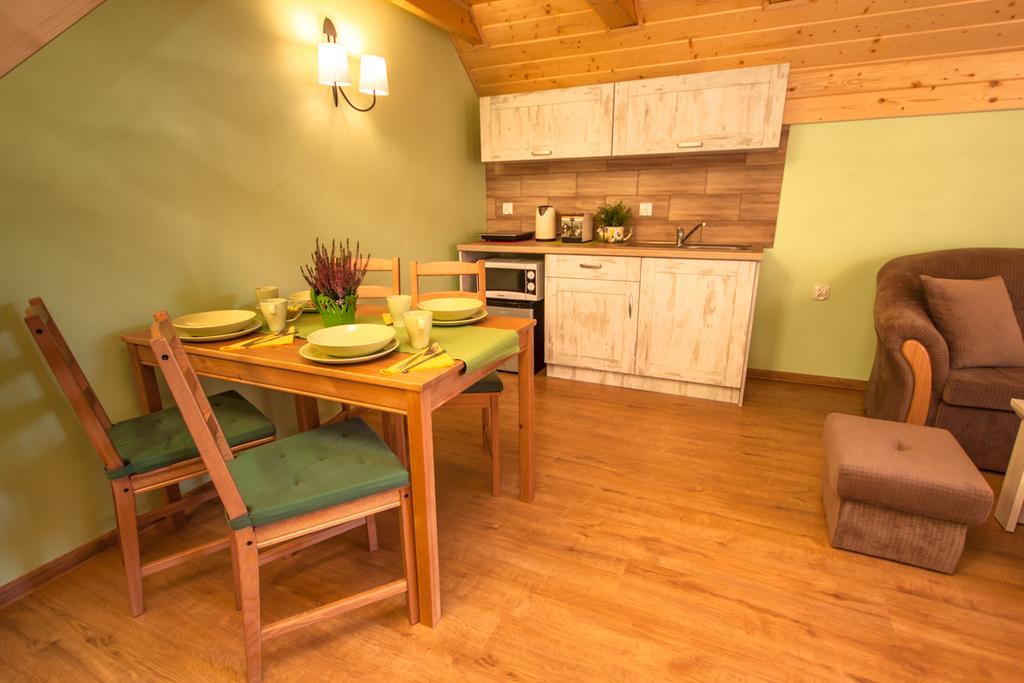 Alpejska Wioska Villa Istebna Room photo