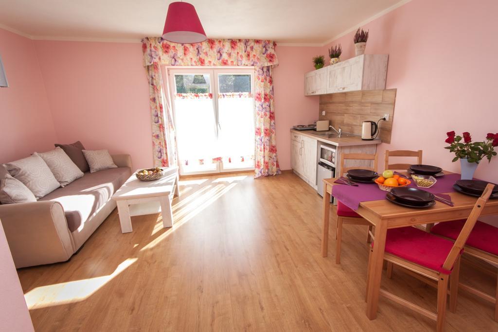 Alpejska Wioska Villa Istebna Room photo