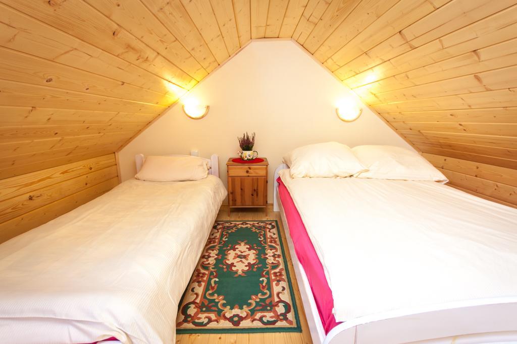 Alpejska Wioska Villa Istebna Room photo